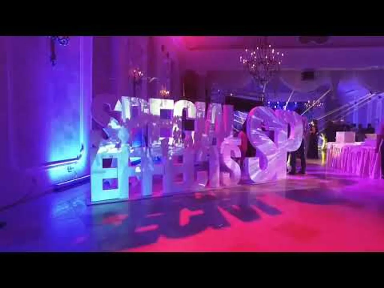 Превью видео: 3D мэппинг на торт